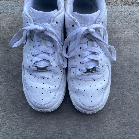 white air force 1’s!! - Picture 2 of 6